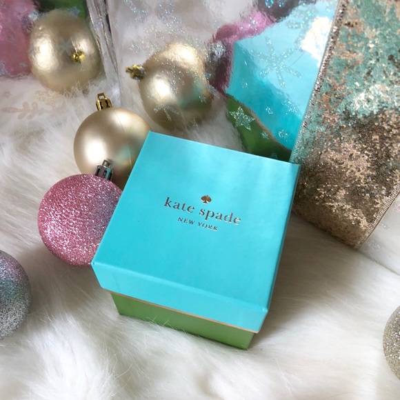 Kate Spade ♠️ NWT Faux Diamond Bow Earrings - Picture 3 of 8